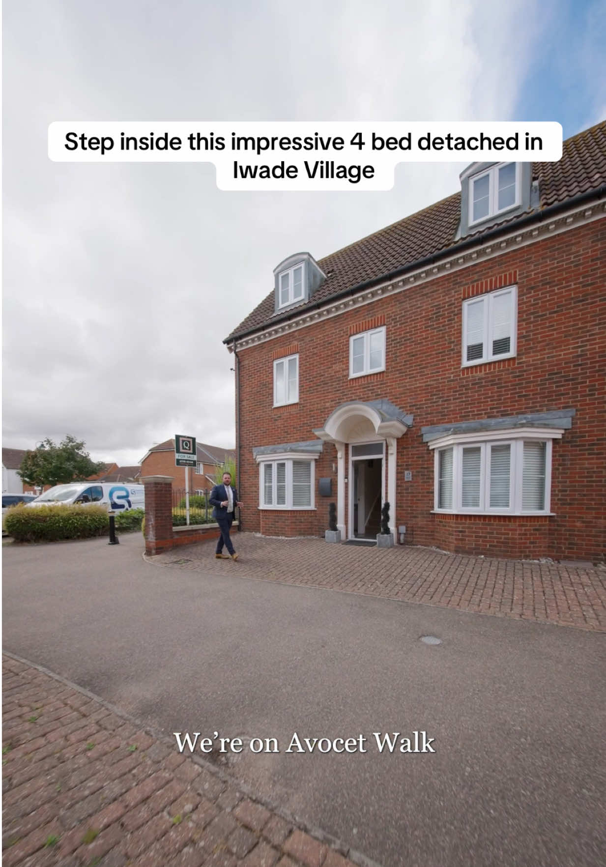 Check out this impressive 4 DOUBLE bedroom, 3 bathroom detached home, perfectly positioned in the sought-after Iwade village. ✨ Highlights include: ✔️ Extended kitchen-diner – the ultimate family & entertaining hub ✔️ Stylish reception room with modern interiors ✔️ Principal suite with en-suite across 3 floors of living ✔️ Private rear garden, off-street parking & garage 📍 Avocet Walk, Iwade, Sittingbourne, Kent, ME9 💷 Offers in Excess of £450,000   For more details please see the link below.  https://www.quealy.co.uk/property-for-sale/4-bedroom-house-for-sale-in-avocet-walk-iwade-sittingbourne-kent-me9/6787 📞 Contact Quealy & Co today to book your private viewing. 📧 hello@quealy.co.uk 📲 01795 429836 #Iwade #Sittingbourne #KentProperty #QuealyAndCo #propertywalkthrough 