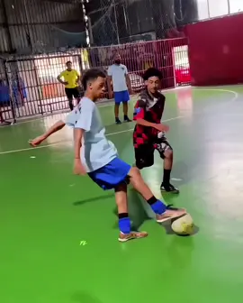 Dribles Mágicos futsal 🪄 #futsal #skills #fyp 