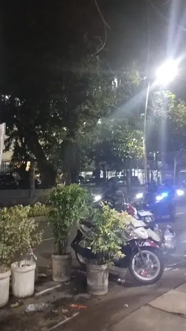 lagi ngopi di Di senen