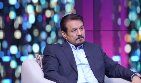 لقاء جابر الكاضمي وزيد طارق الحقيقة استاذ جابر كبير وموسوعة علمية ضخمة وزيد مااسعفه الحظ  ورصيد معلوماته ولم يتمكن من ان ياخذ من جابر الكثير و الاسئلة كانت صحطيه ولقاء عباره عن باسم  بدون التطرق لغير مواضيع كل توفيق للطرفين #جابر_الكاظمي #زيد_طارق #جابر_الكاظمي_زيد_طارق #لقاء_جابر_الكاظمي_يتكلم_عن_الملا 