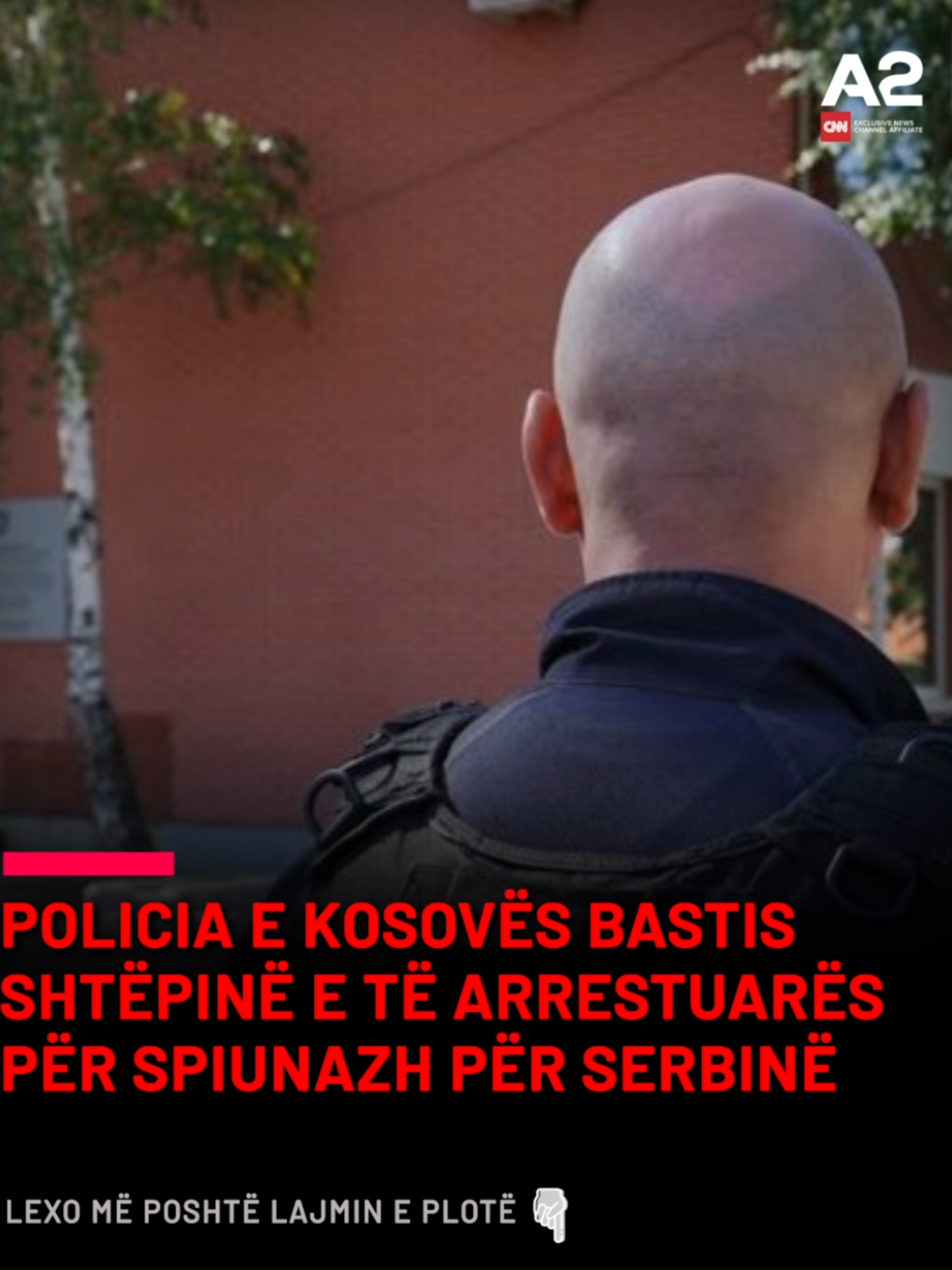 Policia e Kosovës ka kryer bastisje në shtëpinë e serbes A.M., që së bashku me të dashurin e saj, J.I, pjesëtar i forcave ajrore kroate, u arrestuan në Kroaci nën akuza për spiunazh për Serbinë. Zëvendësdrejtori i Policisë së Kosovës për rajonin e Veriut, Veton Elshani, i tha Radios Evropa e Lirë se bastisjet u kryen më 27 gusht rreth orës 20:00, pas publikimit të informacioneve se A.M., ishte arrestuar në Kroaci. Elshani tha se menjëherë autoritetet kosovare kanë verifikuar adresën e të dyshuarës A.M., në Mitrovicë të Veriut. “Kemi gjetur lokacionin e shtëpisë, kemi pranuar informacione se në atë shtëpi mund të ketë armë, kemi hyrë kemi bastisur këtë shtëpi, kemi gjetur një sprej, disa gëzhoja, fishekë dhe jemi larguar nga ai vend”, u shpreh Elshani. Sipas Elshanit, autoritetet e Kosovës janë në koordinim të ngushtë me autoritetet kroate për këtë rast. Më 28 gusht, Prokuroria e Qarkut në Split njoftoi se ndaj të dyshuarve ka caktuar masën e paraburgimit. #A2cnn #polici #serbi #spiunazh