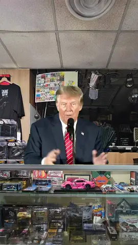 President Trump is a huge Hotwheels fan! ❤️ #CapCut  Thank you Mr President for the chat, great to have you by the shop 👋 🇺🇸 