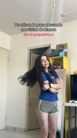 No me arregle para dejar que hoy brillara Lupita Villalobos, la hermosilla 💋