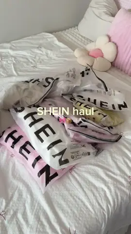 Ready to romanticize your summer rotation? Now you are thanks to @e.duardasil 🎀🌷🌞 #SHEIN #SHEINstyle #SHEINhaul #SHEINForAll #OOTD #fashion #chic