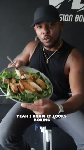 If you’re tired of starting your diet over every Monday, use this pro tip 👇🏽 👉🏽 When you don’t know what to eat—at home or eating out—go with protein + something green. #nutrition #food  Simple. Easy. Effective. 💯