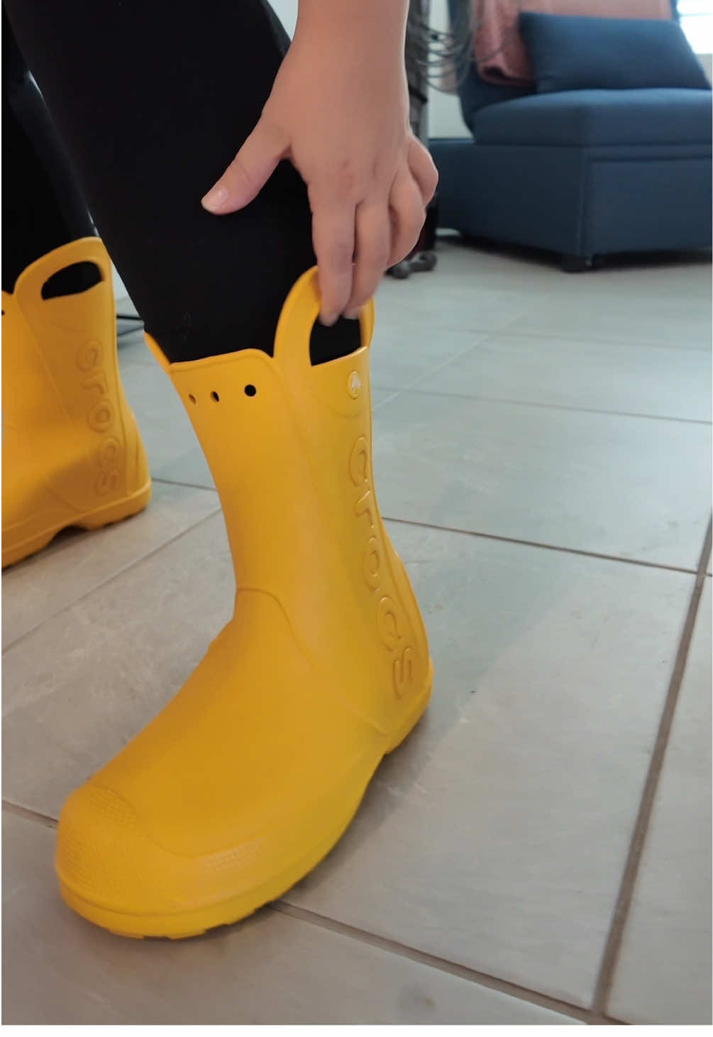 Replying to @Brown sugar Crocs Handle It Rain boots #crocs #crocsrainboots #rainboot #rainboots #rainbootsfashion 