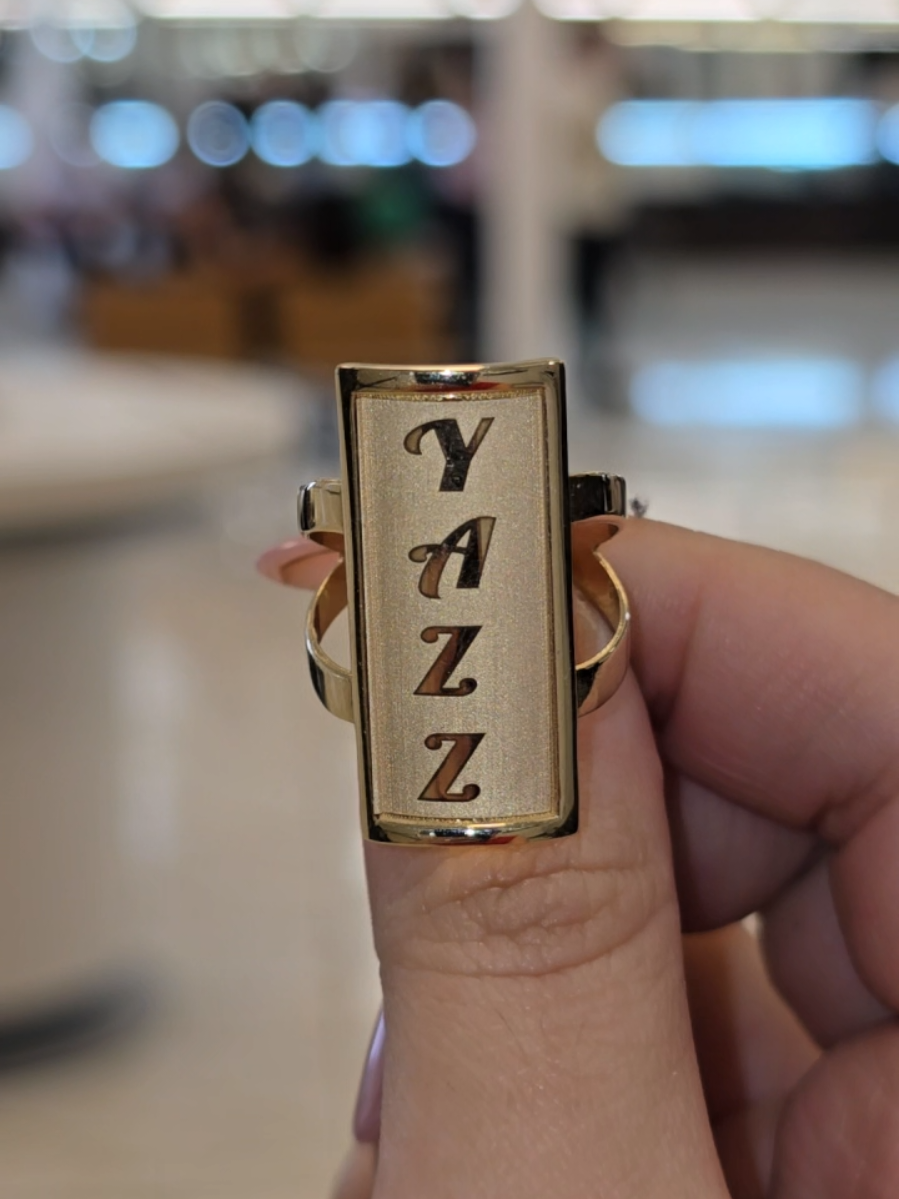 @TAMAYOS THE BIG STORE @TAMAYOS THE BIG STORE @TAMAYOS FABRICA DE ORO @tamayoshoustonoficial @tamayosbrownsville #tamayos #gold #viralvideo #labordaysale #giftideas 
