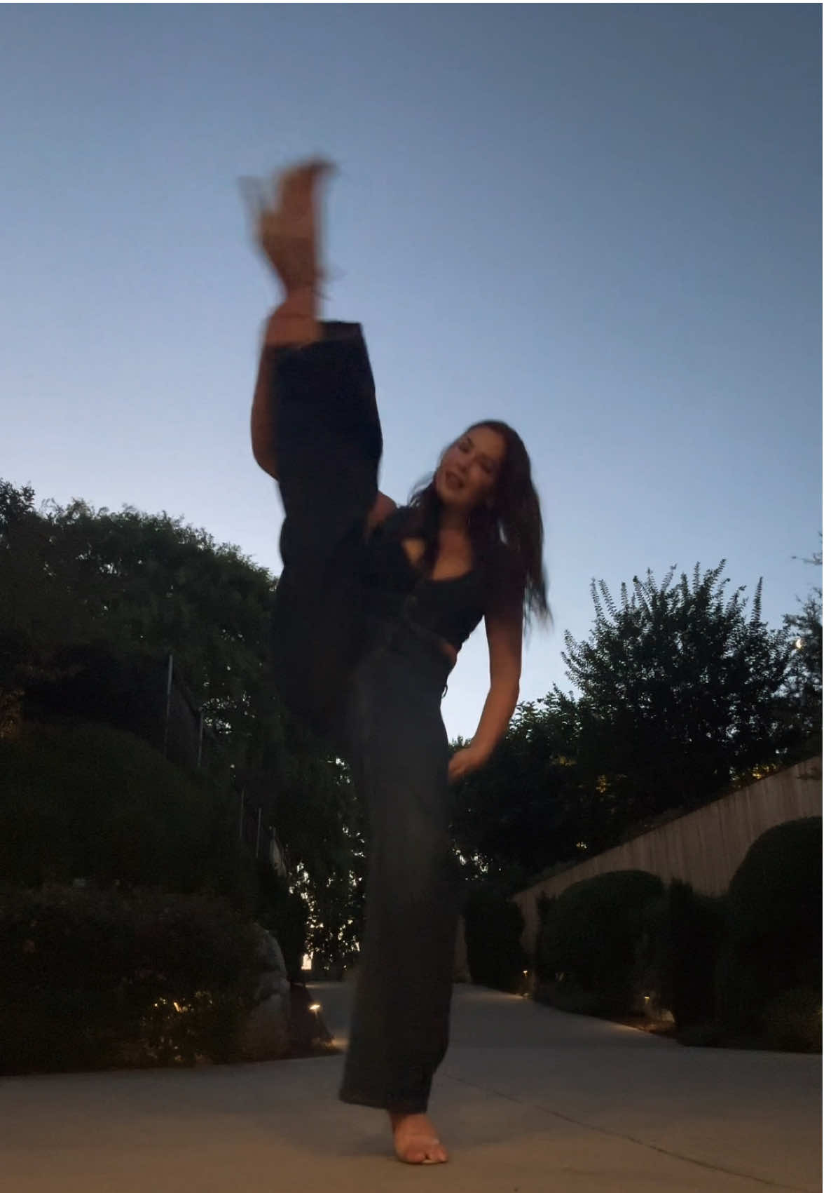 love this dance💙 #dance #katseye #trend #gap #OOTD 