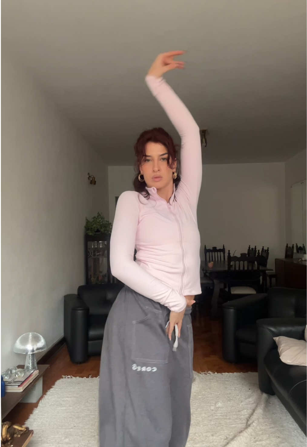 status: obsessed #milkshake #robbiebluechoreography #gap #fyp 