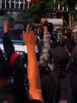 Stay Safe guys! song by Ateez-Guerilla #1312 #ACAB #BubarkanDPR #demo #dpr 
