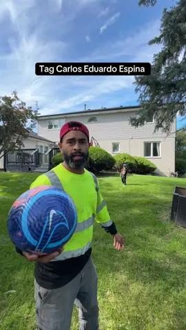@Carlos_Eduardo_Espina yo quiero ir a jugar futbol. 