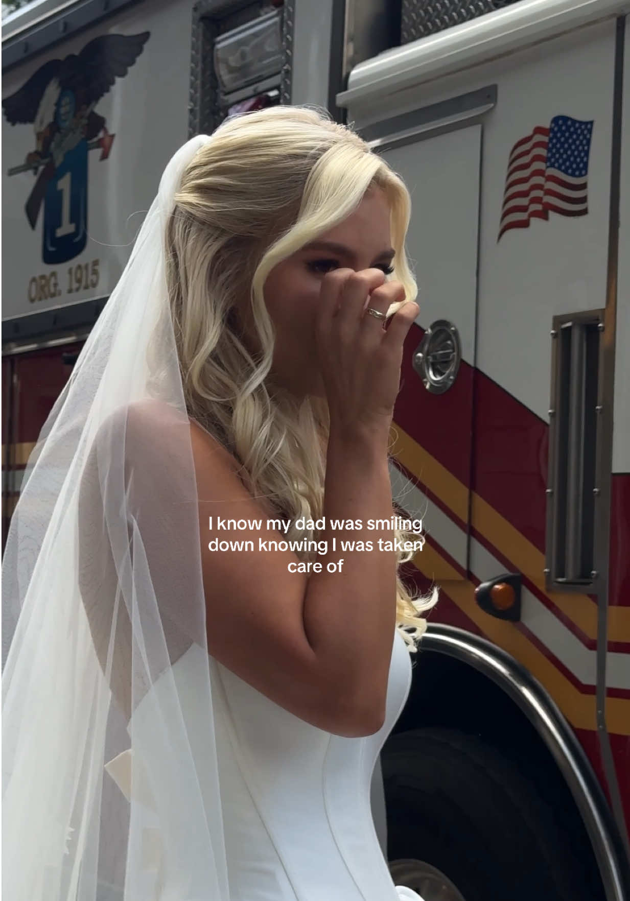 I couldn’t hold it in…thank you for honoring my dad FDNY ❤️🚒 @FOLLOW THE BRIDE 