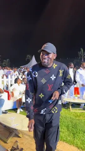 Eddy Yawe performance at Dax Vibez All White Concert #daxvibez #daxvibezliveinconcert #daxvibezallwhiteconcert #bricepromotionz 