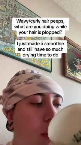 No but seriously, also how long are you plopping for? I just take it out when I get tired of waiting  #wavyhair #curltok #lgbt