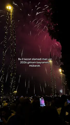 #happynewyear #viraltiktok #fypage #keşfetteyizzz #fypage 