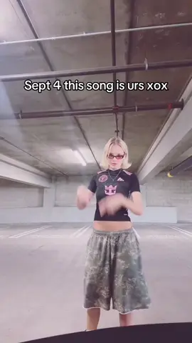 Like it when u fight back babyyyy #mortalkombat #trendingsong #femaleproducer #trending #newartist #trending?videos 