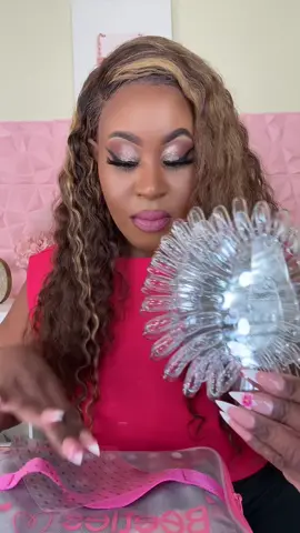 DIY GEL POLISH #NailTok #TikTokMadeMeBuyIt #GelNailsAtHome #BeautyHacks #FlawlessNina 
