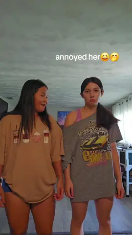 mom so annoying 😑 😆 #momanddaughter #foryoupage ##daughter #justforfun 