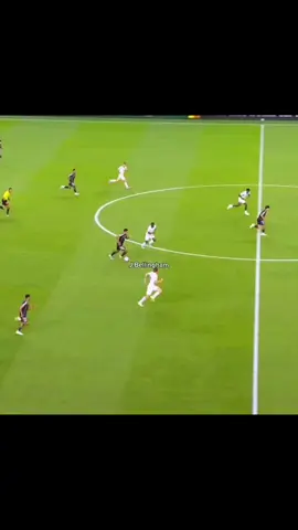 Jude bellingham's ellegance 😍. ||#judebellingham #fyp #footballtiktok #soccertiktok #goviral 