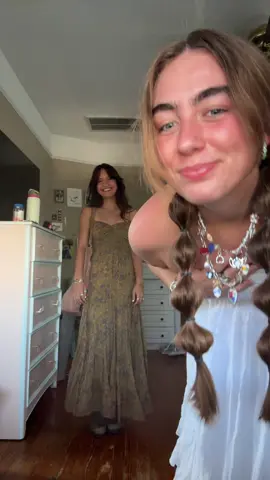 GOOOOODBYEEEEEE @Sabrina Carpenter #goodbye #fypシ #outfitcheck #foryoupage #besties 