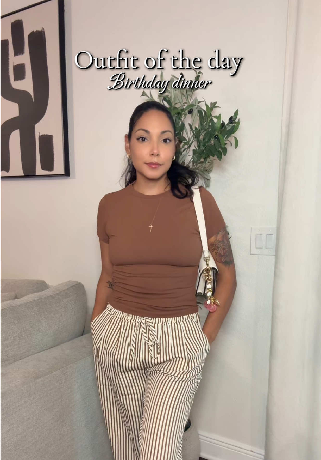 Obsessed with these pants !  #outfitoftheday #linenpants #purseaccessories #momoutfit #tiktokshopcreatorpicks 