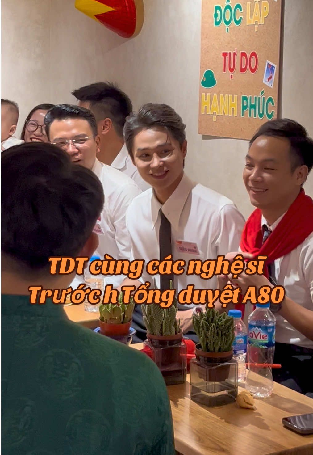 Trước h tổng duyệt A80.. TDT rạng rỡ cùng các anh chị em nghệ sĩ 🥰 #TangDuyTan #TDT #Chillers #FcChillers #A80 