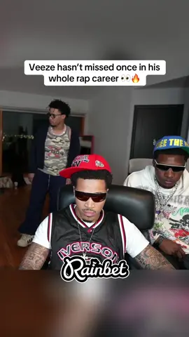 Veeze hasn’t missed once in his whole rap career 👀🔥 #plaqueboymax #veeze 