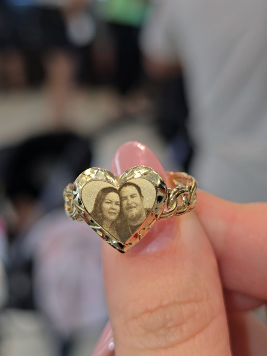 @TAMAYOS THE BIG STORE @TAMAYOS THE BIG STORE @TAMAYOS FABRICA DE ORO @tamayosbrownsville @tamayoshoustonoficial #tamayos #gold #viralvideo #amor #ring 