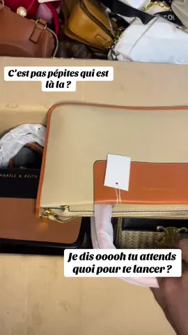 Les cartons sont disponibles au 074286878#libreville_gabon🇬🇦🇬🇦🇬🇦🌹 #tiktok #visibilitesurtiktok #grisiste #viral 