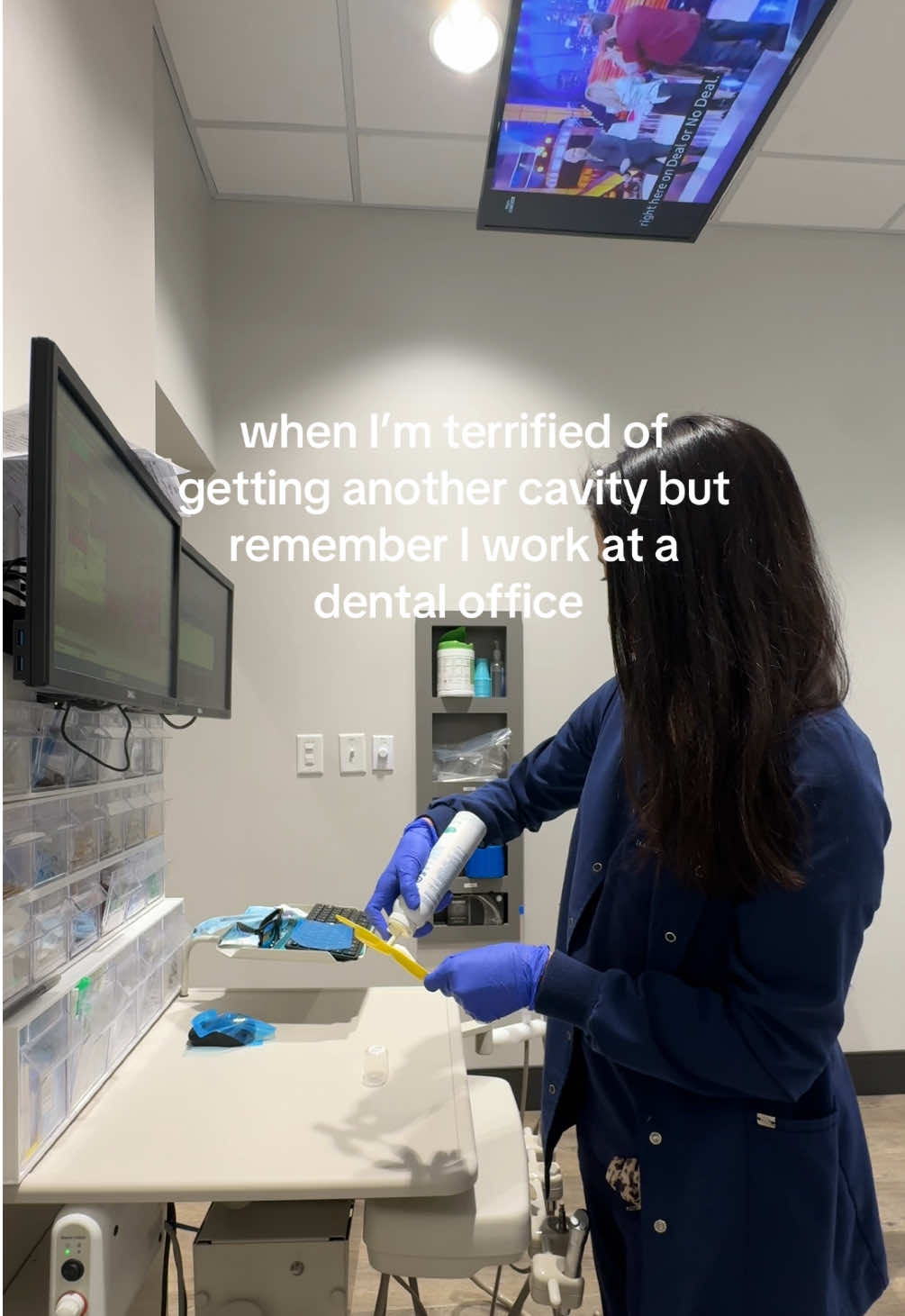 my biggest fear since getting my braces on 🫠🤣  #fluoride #dental #dentistoffice #dentalcare 
