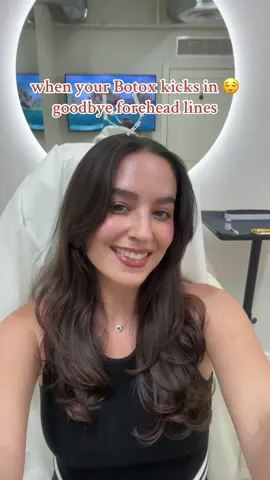 💉 I was long overdue for my Botox with Ana at @White Coat Beauty 🤭 you don’t realize the massive difference Botox makes until it starts wearing off! Such a subtle change makes such a difference to your skin’s appearance. 👃She also did my non surgical nose job 2 years ago now and I’m still so happy with the results! #botox #miamiaesthetic #injectables #skin #aesthetics 