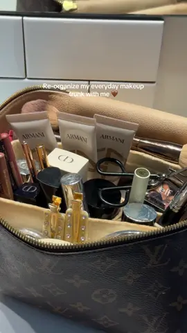This is a weekly thing 🎀 @Diorbeauty @Armani beauty @elfcosmetics @Summer Fridays @Emi Jay @Charlotte Tilbury @maccosmetics @makeupforever @Hourglass Cosmetics @Laura Mercier @Patrick Ta Beauty @Victoria Beckham Beauty 