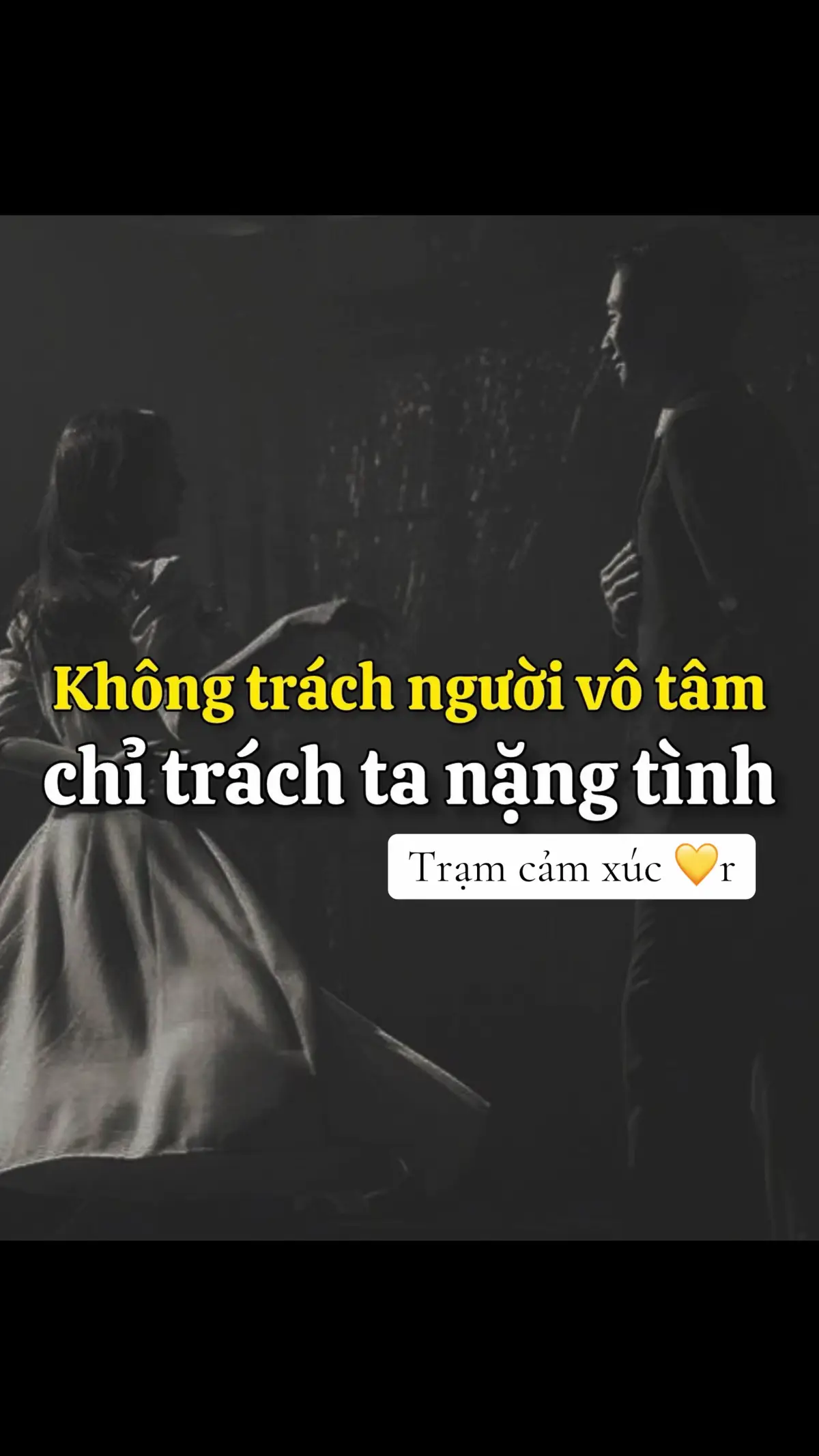 Hóa ra khi không có tôi, họ chỉ mất đi một người nhắn tin mỗi ngày, chứ không phải mất đi cả thế giới. Hóa ra khi không có tôi, họ vẫn sống tốt, thế mà cứ tưởng họ cũng yêu tôi nhiều như cái cách tôi yêu họ.  #xuhuong2025🇻🇳🇹🇼 #tramcamxuc💛 #xuhuongtiktok #xuhuong #tamtrang_camxuc 