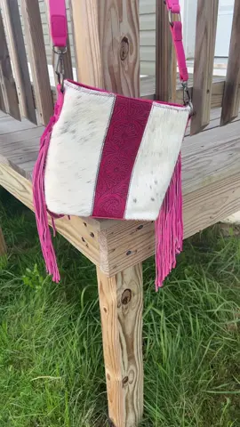 Trinity Ranch Genuine Cowhide Crossbody🔥 each cowhide that you recieve is going to be different‼️ #tiktokshopfinds #creatorsearchinsights 