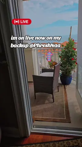 Follow my backup @Phresh Naa & come watch me on live right now 