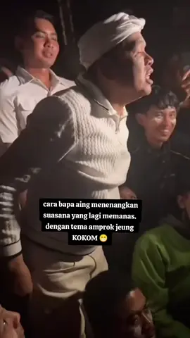 demo di gedung sate... 