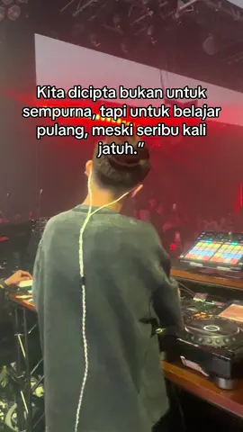 Tak peduli seberapa dalam kita tenggelam, cahaya tetap menunggu #djpanda #mrparty 