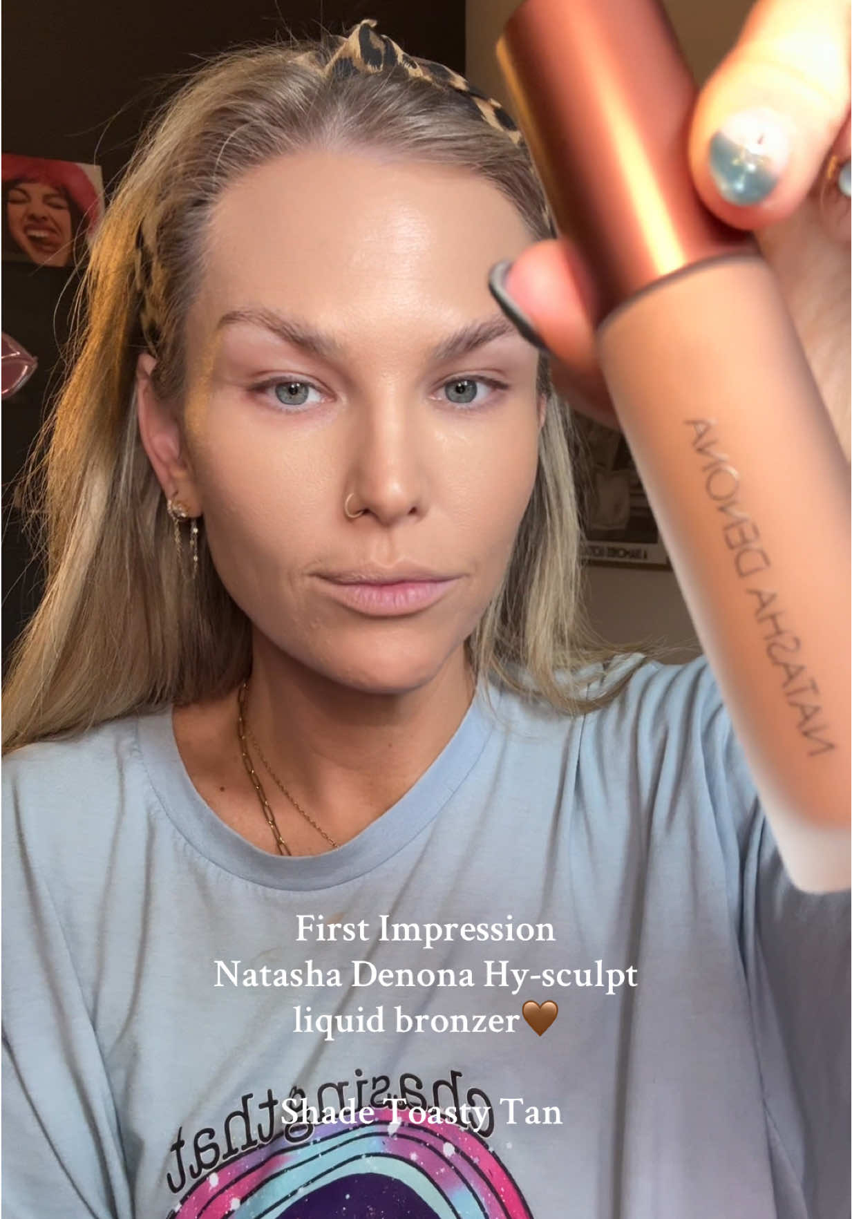 This bronzer just became a staple in 30 seconds flat 💁🏼‍♀️🤎☀️  @Natasha Denona thank you for being so artist friendly! Having a liquid bronzer in a pump is such a must for a pro kit! Can’t wait to try the new foundation 👀 #FirstImpressions #natashadenonaliquidbronzer #hysculptbronzer #liquidbronzer #nashvillemakeupartist 