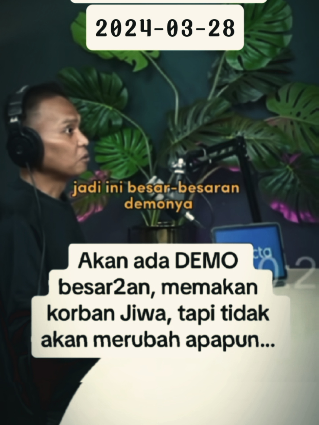 menurut kalian tentang ramalan hard gumay ini gimna?  #CapCut #foryoupageofficiall  #ramalanhardgumay #tiktokviral  #ontrending 