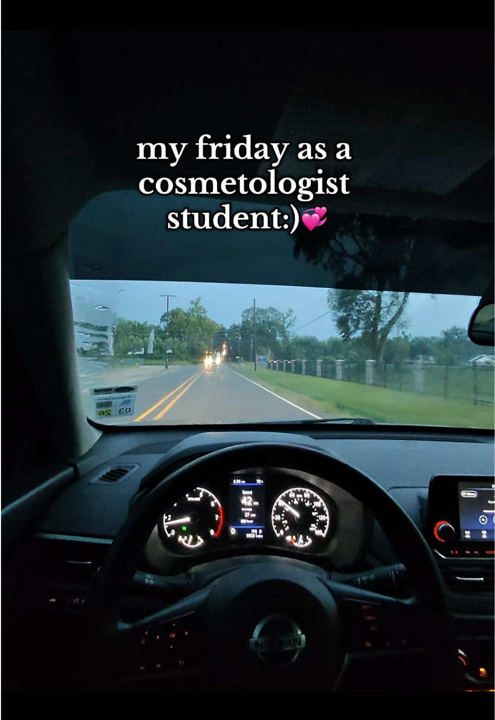 romanticizing my life because why not:)) #cosmetologyschool #cosmetologystudent #dayinmylife 