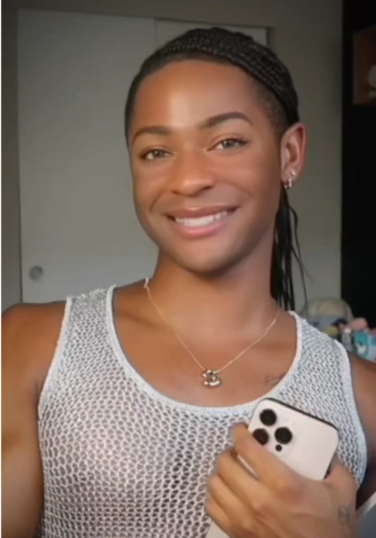 I was in fact…excited (someone sent this to me after watching my new YouTube video and you can tell from my face im geeked 😭😩) #date #storytime #dating #gay #lgbtq  