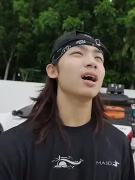 pov: (PART 28) -STORY 9- Sinamahan niya ako pabalik ng bahay and of course sumama rin si Mr. Plaza. Ang dumi dumi ko tignan ngayon, nababalot ako ng putik. Jason: Ang galing mo kanina…  Tumaas pa ang isang kilay ko, Y/n: Wow, thanks. Glad to know I entertained you. He chuckled, shaking his head. Jason: No, really. Not everyone would dare to join like that lalo na ikaw. You surprised me. Before I could reply, I caught Jeo’s gaze from the corner of my eye—quiet, unreadable, but sharp enough to make me press my lips together. Natahimik naman ako habang naglalakad kaming tatlo. Jason: Natatawa pa rin ako don sa humawak ka sa buntot ng biik. I mean malapit mo na mahuli yun. Natawa ako habang inaalala yun, Y/n: Come on, pwede ba wag natin pag usapan ang part na yun? Nakakahiya. Jason: Why? It’s kinda cute. Y/n: Cute? Covered in mud? Are you even hearing yourself right now, Mr. Plaza? (Natatawa pa ako.) Jason: Hey, it’s a rare sight. Not everyone gets to see that side of you. All mud, chasing piglet wow.  Umirap ako, Y/n: Hindi mo talaga kakalimutan yun ano? Jason: Of course not. Some things are worth remembering.  Akmang gaganti pa sana ako ng magsalita si Jeo sa gilid ko. Jeo: Jason. Jason: Bro? Sumulyap siya kay Jason, just enough to look at him. Jeo: You talk too much. Jason: Chill, bro compliment yun. Jeo: Hindi naman niya kailangan ng compliment. Kumunot ang noo ko sa sinabi niya. What? Ano bang problema nito? He raised his brows at Jeo’s words, sabay tawa ng mahina, Jason: Ouch. Mukhang warning yun ah. What do you think, (Y/n)? Am I really that bad at compliments? Hindi pa man ako nakasagot nagsalita ulit siya, Jason: Come on, Jeo. Don’t be so serious. If I say she’s good at something, it means she really is. You should be happy someone notices. Huminto si Jeo saglit kaya pati kami ni Jason napahinto rin. I swallowed, glancing between the two of them.  Y/n: Alright, enough… staring contest… (pumagitna pa ako para hindi maging awkward.) Natawa si Jason at tumango sabay lakad ulit. Tinignan ko pa si Jeo at sinenyasan kong maglakad na.  Nakarating kami sa tapat ng gate nila— paano to? Maputik ako? Jason: May poso doon, Pwede ka magbanlaw bago ka pumasok.  What? Pwede magbanlaw doon? Tumango naman ako. Jason: Mauna ka nalang doon, (Y/n), ihahatid ko ang towel say— Jeo: Ako na.  Jason: No it’s okay bro, ako nalang— Jeo: I said I’ll do it. I can take care of her. (Mariin nitong sabi.) Nagtaas pa ang dalawang kamay ni Jason na halatang nang-aasar.  Jason: Okay sige. Tutulong lang naman ako. Sinubukan kong tumawa para hindi maging awkward, Y/n: Seriously guys! It’s just a towel.  Sinulyapan ko naman si Jeo, biglang bumilis ang tibok ng puso ko habang nakatingin sa mga mata niya. Nginitian ko naman siya. — Habang naglalakad ako, napakunot ang noo ko. Wait… poso? For some reason, ang unang pumasok sa isip ko ay puso. Like, heart. I slowed my steps, blinking in confusion. Bakit naman may heart dito? Statue ba ‘yun? Fountain na may hugis puso? By the time nakarating ako sa gilid ng bahay, I stopped in front of the strange thing made of metal. So…  Y/n: Oh ito ba yun? I tilted my head, studying it. Y/n: Paano ba ’to? Saan pipindutin para lumabas ang water? (Reklamo ko, circling the pump like it was some kind of alien machine.) For a second, I just stood there, hands on my hips.  Y/n: Okay baka ito. (Humawak ako sa parang may hawakan at hinila iyon pero wala namang lumabas na tubig.) Gosh! Y/n: Ang hirap mo naman gamitin! Para kang mas complicated pa sa math! (Inis na sabi ko pa habang nakatingin.) Narinig ko na ang mahinang tawa sa likuran ko kaya agad ako lumingon. Jeo: So, nakikipag-away ka na pala sa poso ngayon? Y/n: Paano to naging puso? Hindi naman siya hugis heart? Natawa siya ng mahina habang dala ang towel. Jeo: Poso, (Y/n) not puso. (Ohh… umiwas ako ng tingin. Grabe! Poso pala.) Bakit… hindi ka pa tapos?  Y/n: Eh kasi! Where do I even press this? Ano ba ’to, may secret button ba para lumabas ang water? Or like— Jeo: Button? (Sabay kunot ng noo.) —— #jeoong #ongfam #foryou #fyp #jeoongedits 