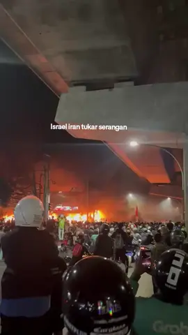 😭😭#fyp #makassar #lautan #api #fypage #viral #indonesia🇮🇩 