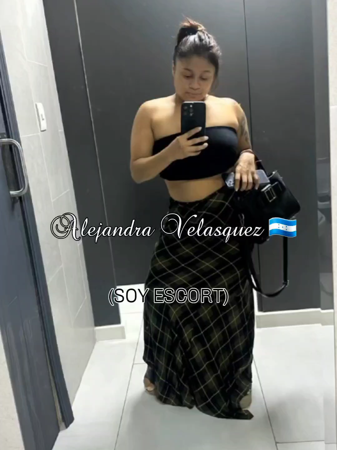 Felizmente siendo DETONADA X PLATA #AlejandraVelasquez #honduras🇭🇳 #hondureña🇭🇳💙504💙 #sampedrana #soyprepago #cariñosa #detonada #chicaprepago #soyescort #scort #prepago #cariñosas🥰 #Sanpedrosula