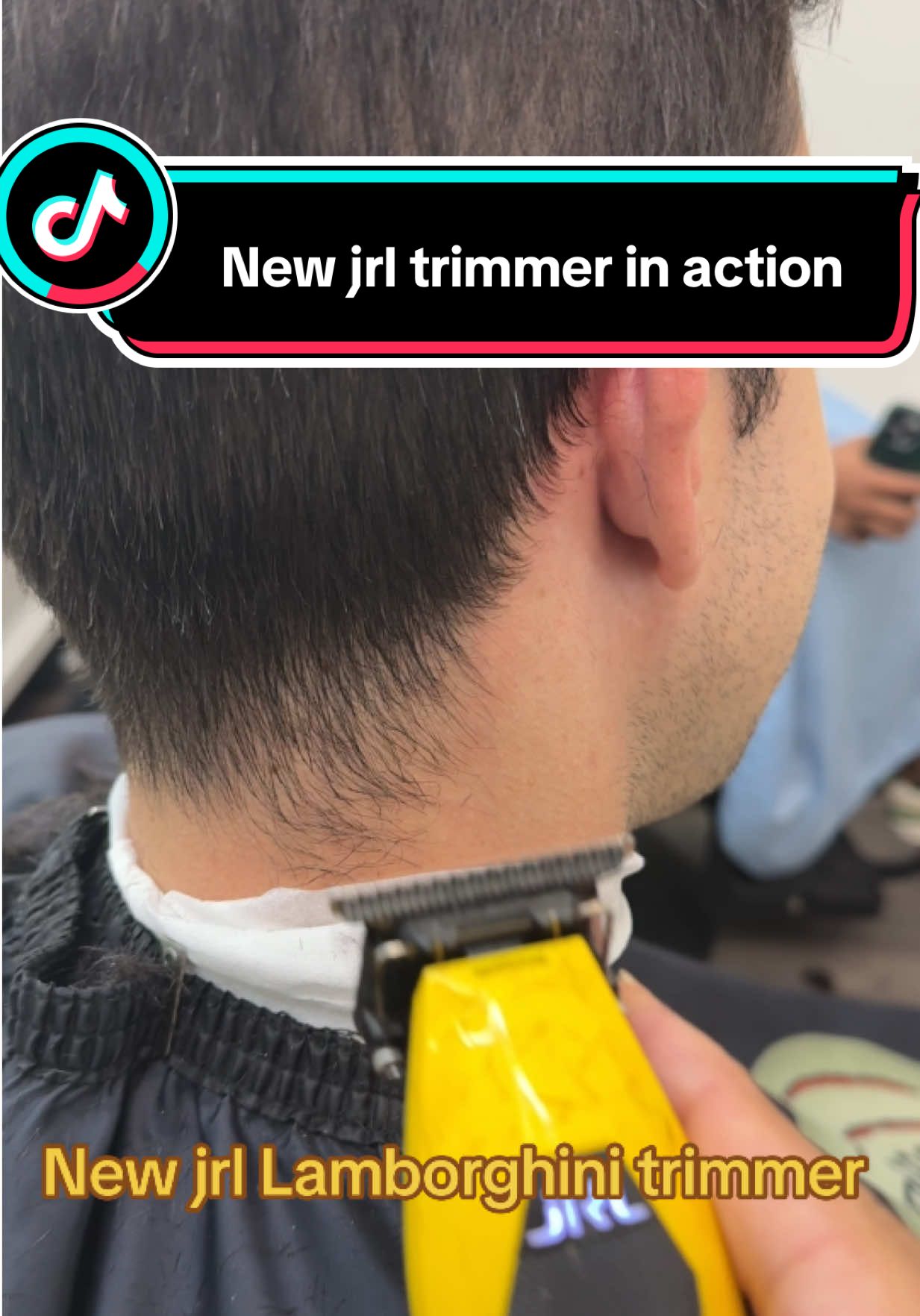 Jrl trimmer#femalebarber #tampbarber #womenbarber #studentbarber #chicagobarbers @JRL 