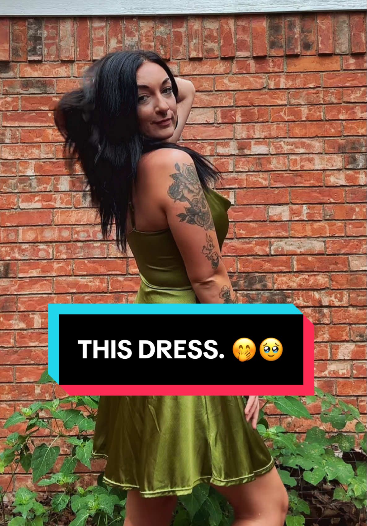 okay it’s so cute. 🤭🖤 #dress #strangeandunusual #Outdoors #green #greenvibes #tattoos #yallternative #fitcheck 