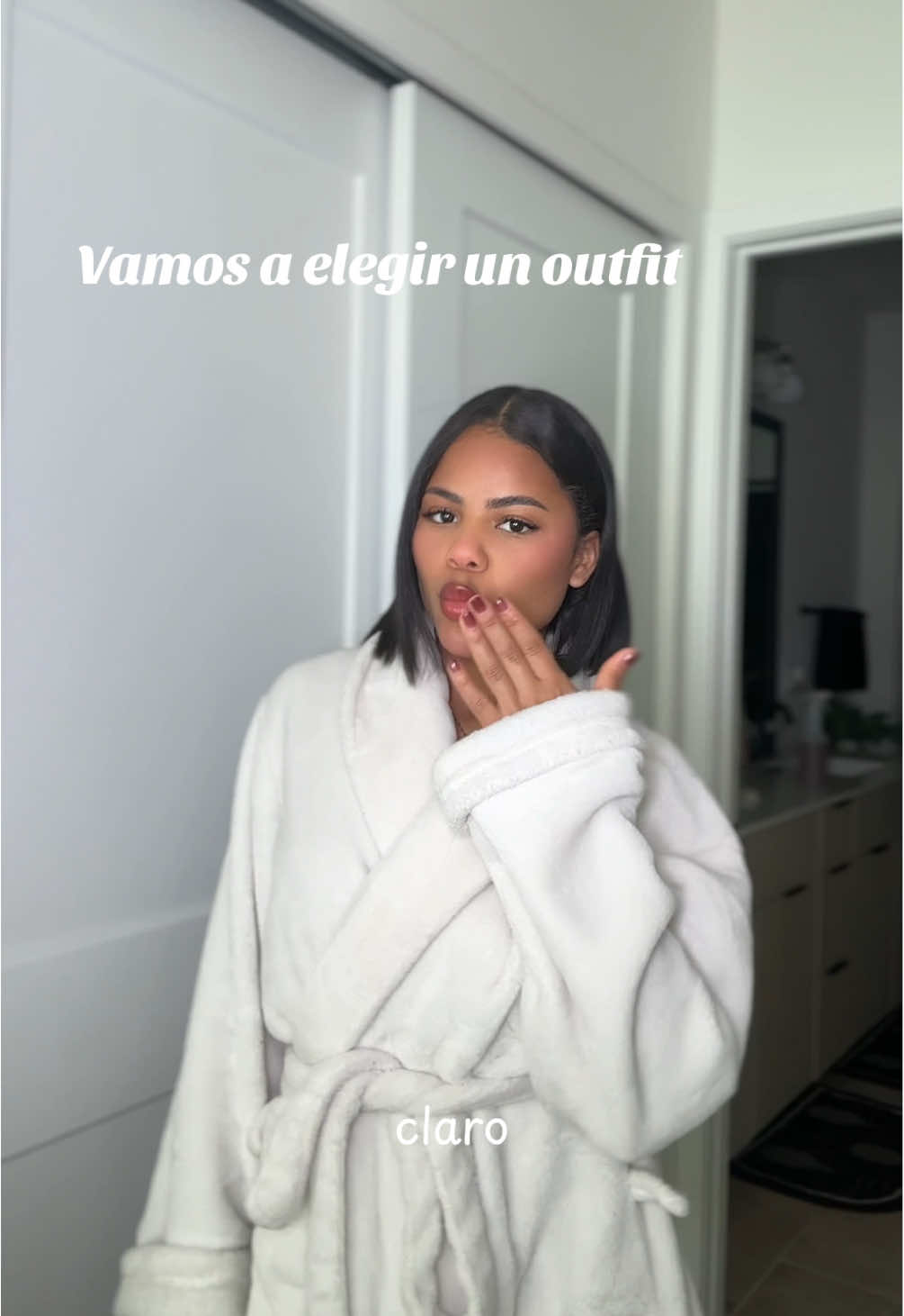 Eligiendo outfit para salir 🧚🏽‍♀️ #visteteconmigo #arreglateconmigo #grwm 