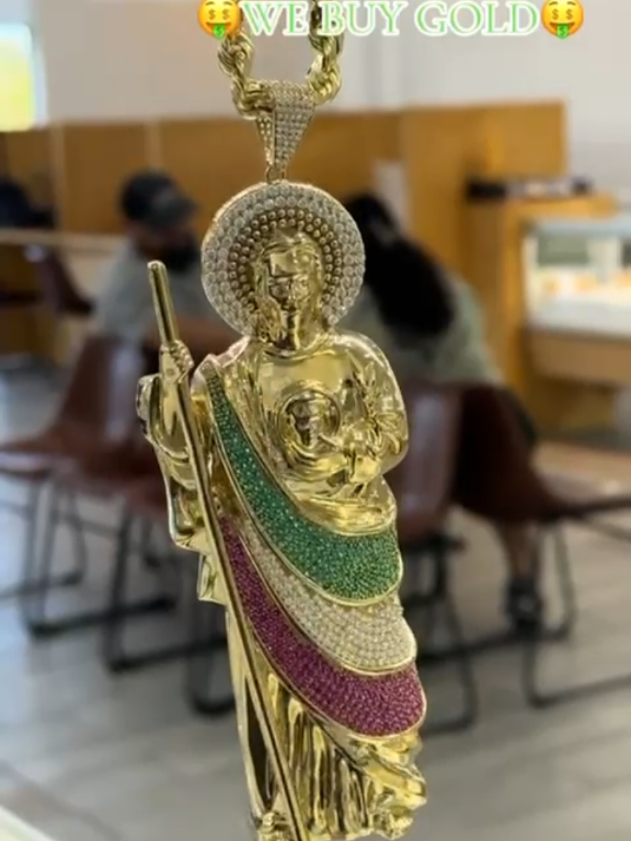 @TAMAYOS THE BIG STORE @TAMAYOS THE BIG STORE @TAMAYOS FABRICA DE ORO @tamayosbrownsville @tamayoshoustonoficial #tamayos #gold #viralvideo #labordaysale #giftideas 