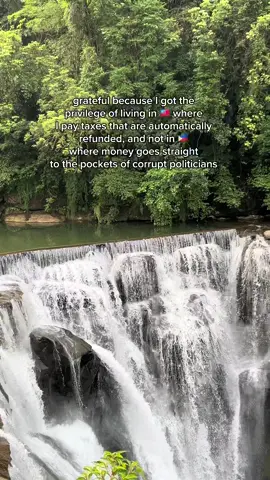 grateful because I got the privilege of living in 🇹🇼 where I pay taxes that are automatically refunded, and not in 🇵🇭 where money goes straight into the pockets of corrupt politicians 😤 #floodcontrol #jessicasoho #corruption #philippines #fyp 