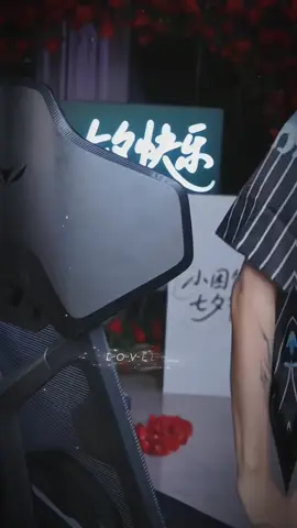 : ảnh chơi cả lông mày luôn :)) #pangbowen #ilovetiktok #pbw #xhuongg #xuhuongtiktok 
